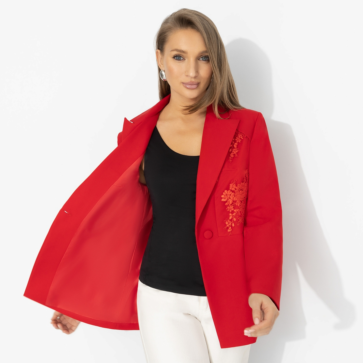 Жакет Важный выход. Состав: 95% полиэстер, 5% эластан