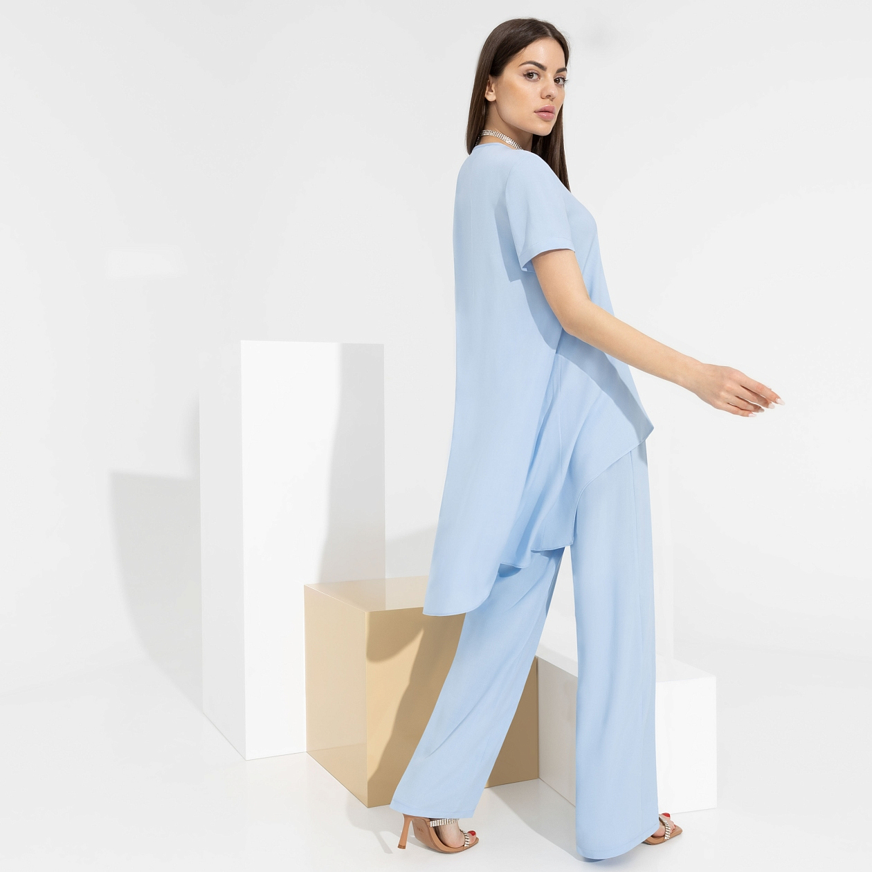 Брючный комплект Модные тенденции (2 в 1, с брошкой). Состав: 100 % вискоза