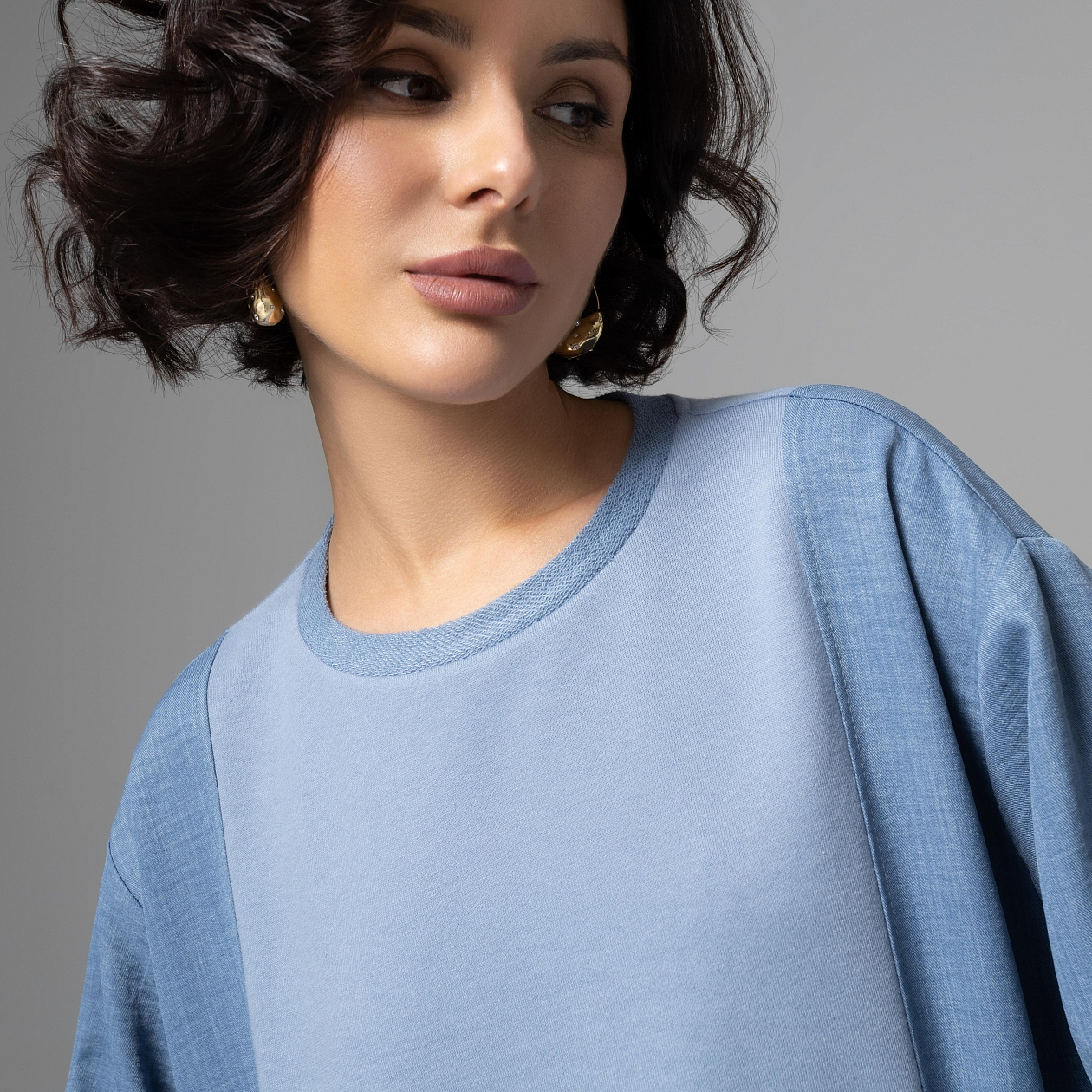 В котором удобно жить (голубой). Состав: 65% полиэстер, 30% вискоза, 5% спандекс