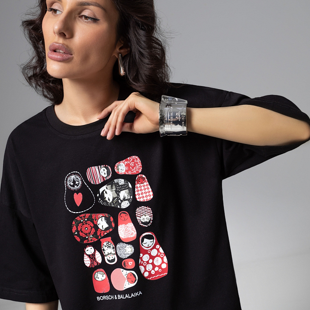 Футболка Фэшн-идеал (черная с матрешками) 