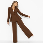 Брючный костюм Стильный коллектив. Состав: 95% полиэстер, 5% эластан