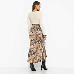 Безупречность в движении. Купить женский Юбка оптом от производителя.