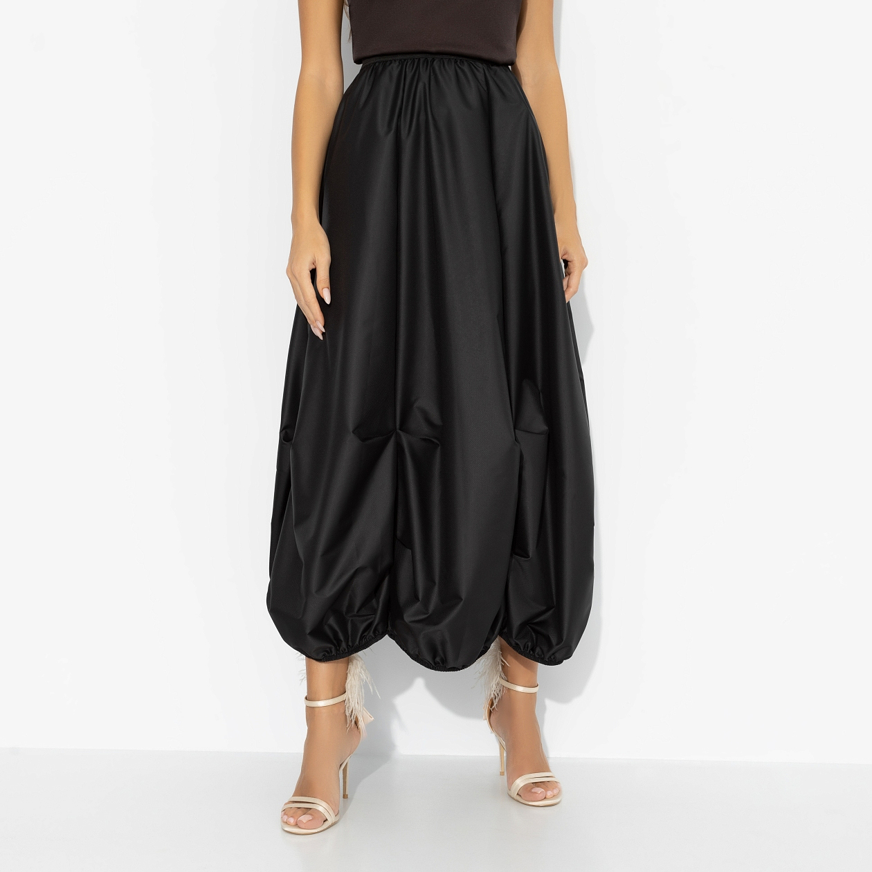 Талия решает (черная). Купить женский Юбка оптом от производителя.