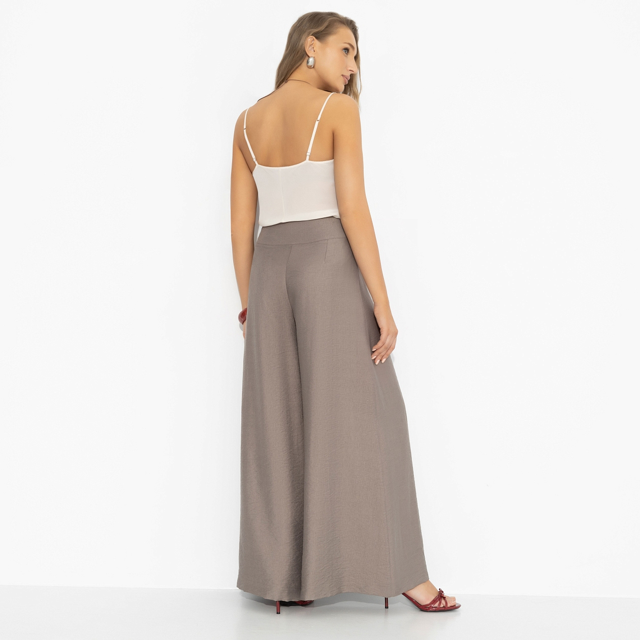 Брюки Красиво жить. Состав: 75% вискоза, 25% нейлон