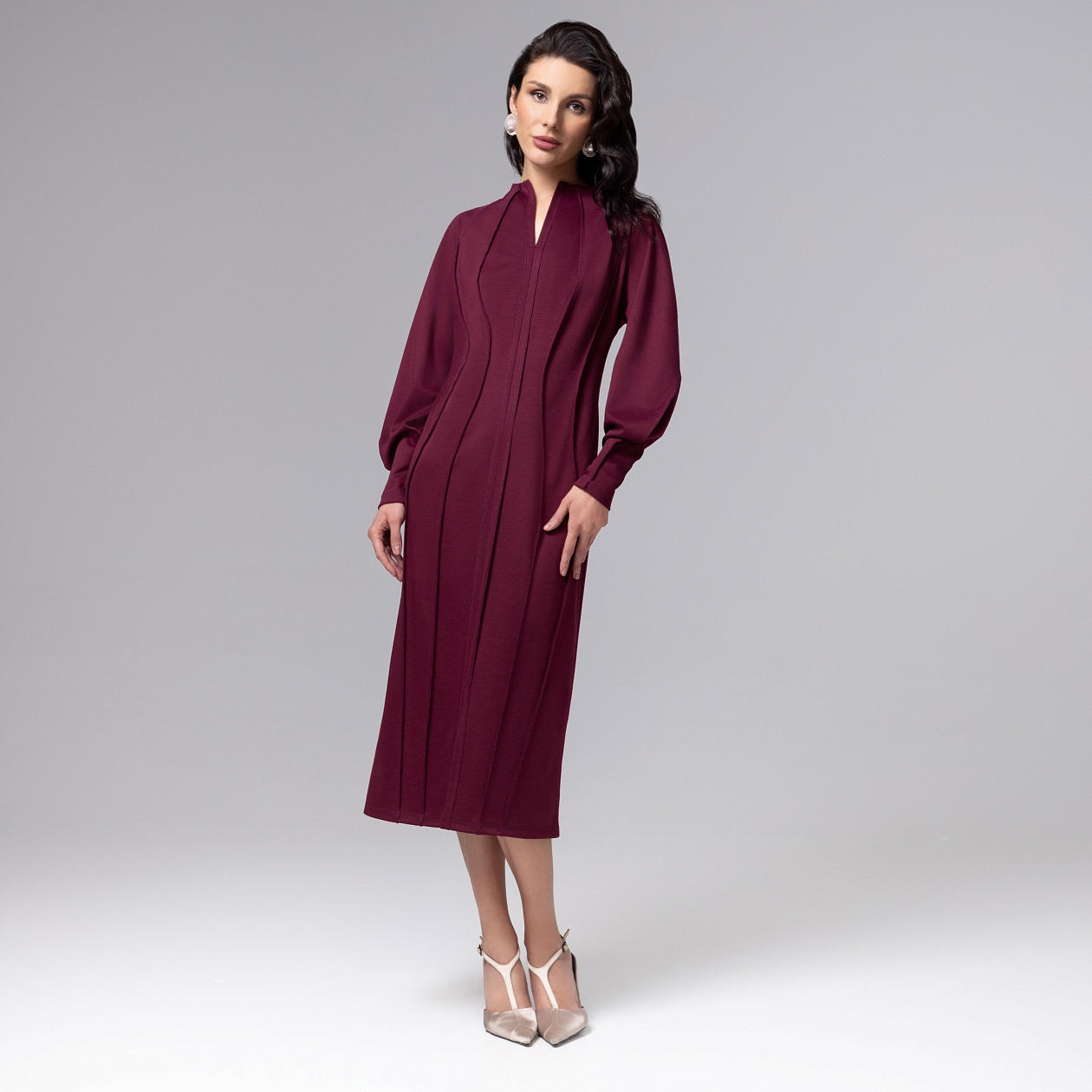 Платье-футляр Больше, чем просто платье (винное). Состав: 65% п/э, 30% вискоза, 5% спандекс