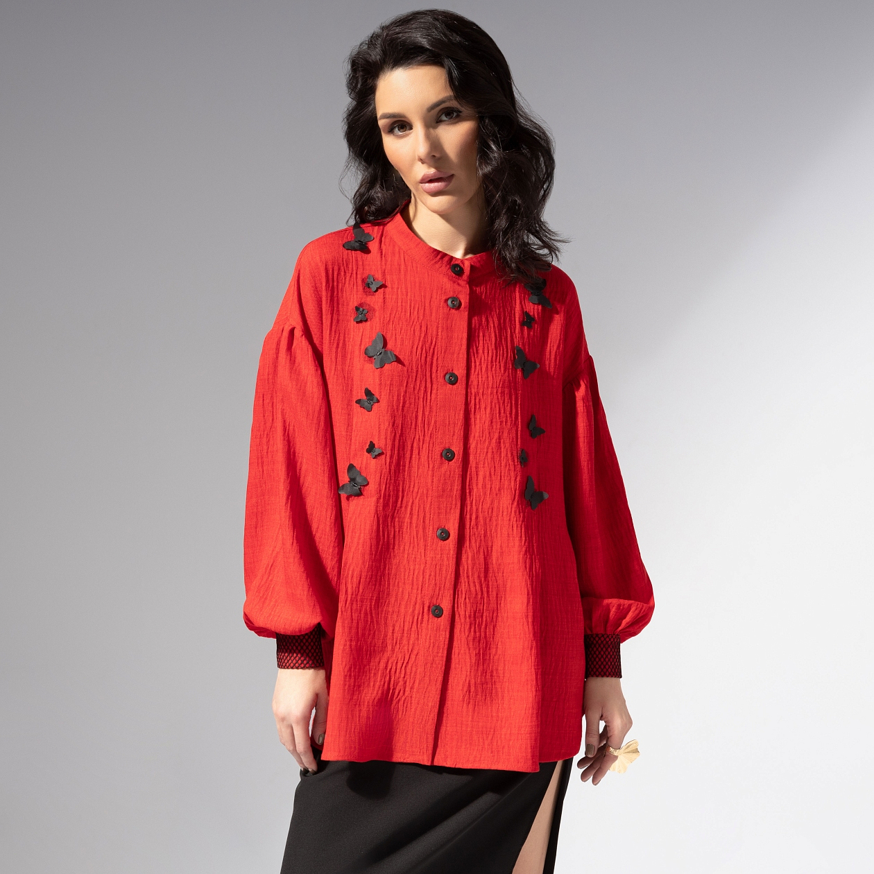 Нежный шум (красная). Состав: 65% п/э, 35% вискоза