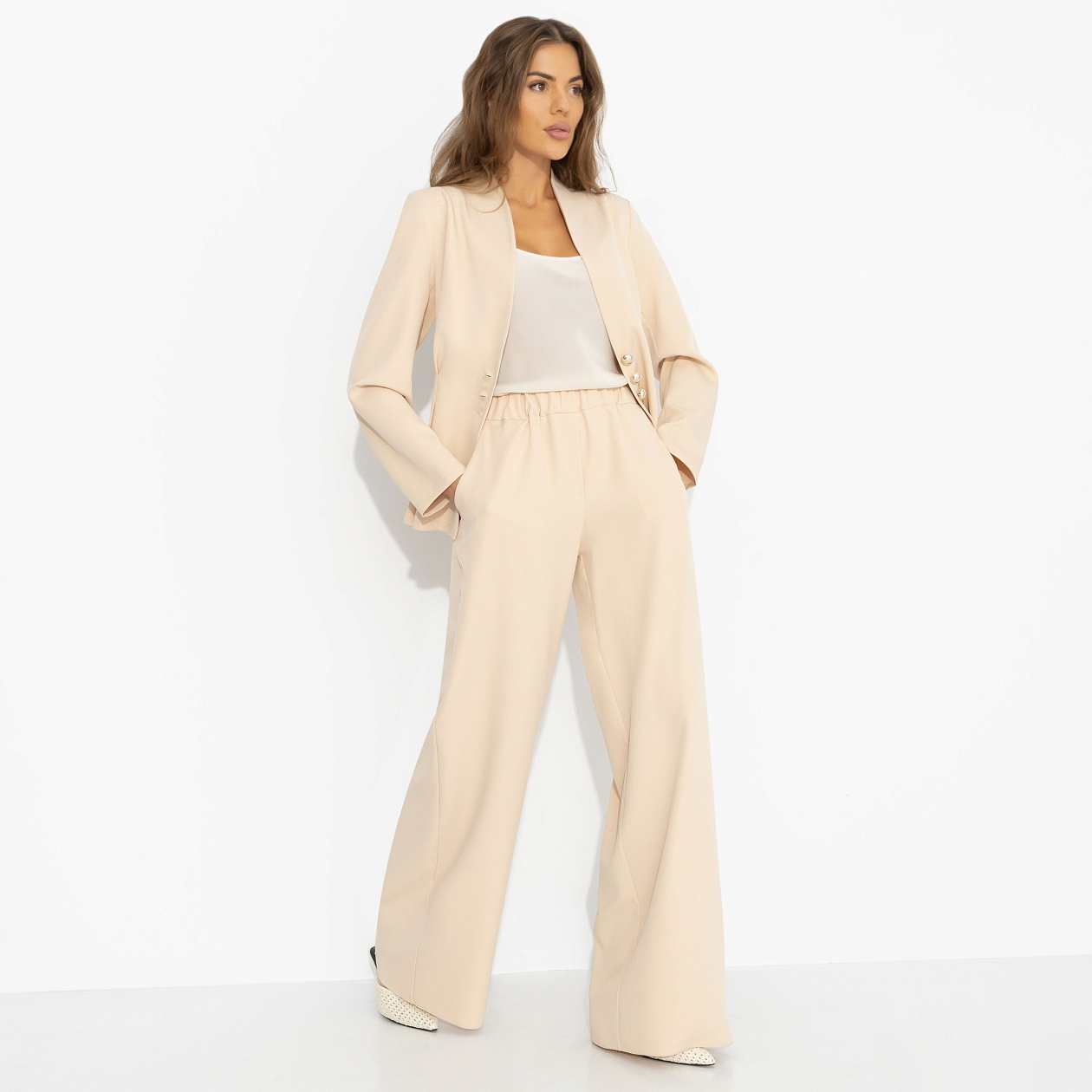 Брючный костюм Время знаков (2 в 1, тихая роскошь). Состав: 95% п/э, 5% эластан