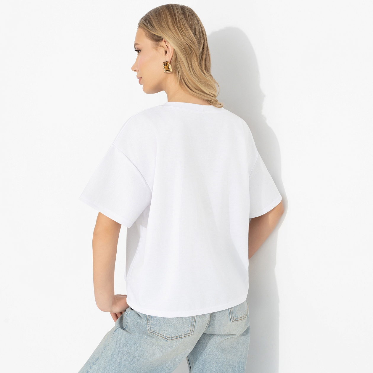 Футболка На своей волне (искренность). Состав: 65% п/э, 30% вискоза, 5% стрейч