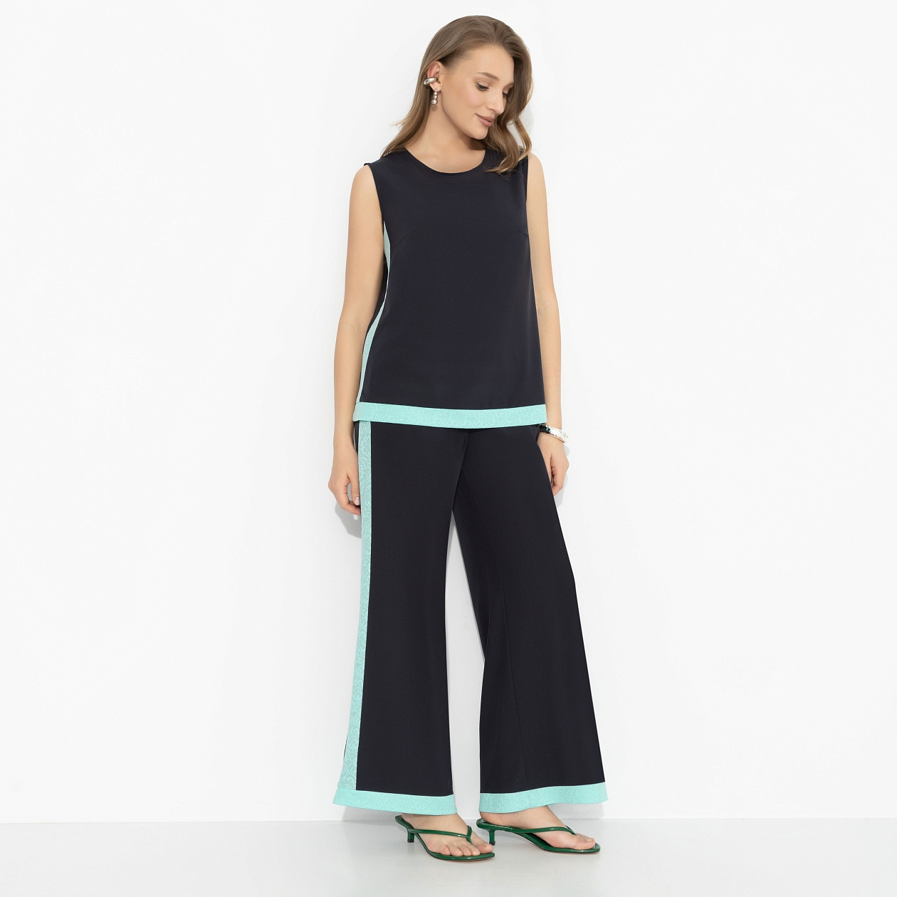 Лови мой ритм. Состав: 97% п/э, 3% спандекс