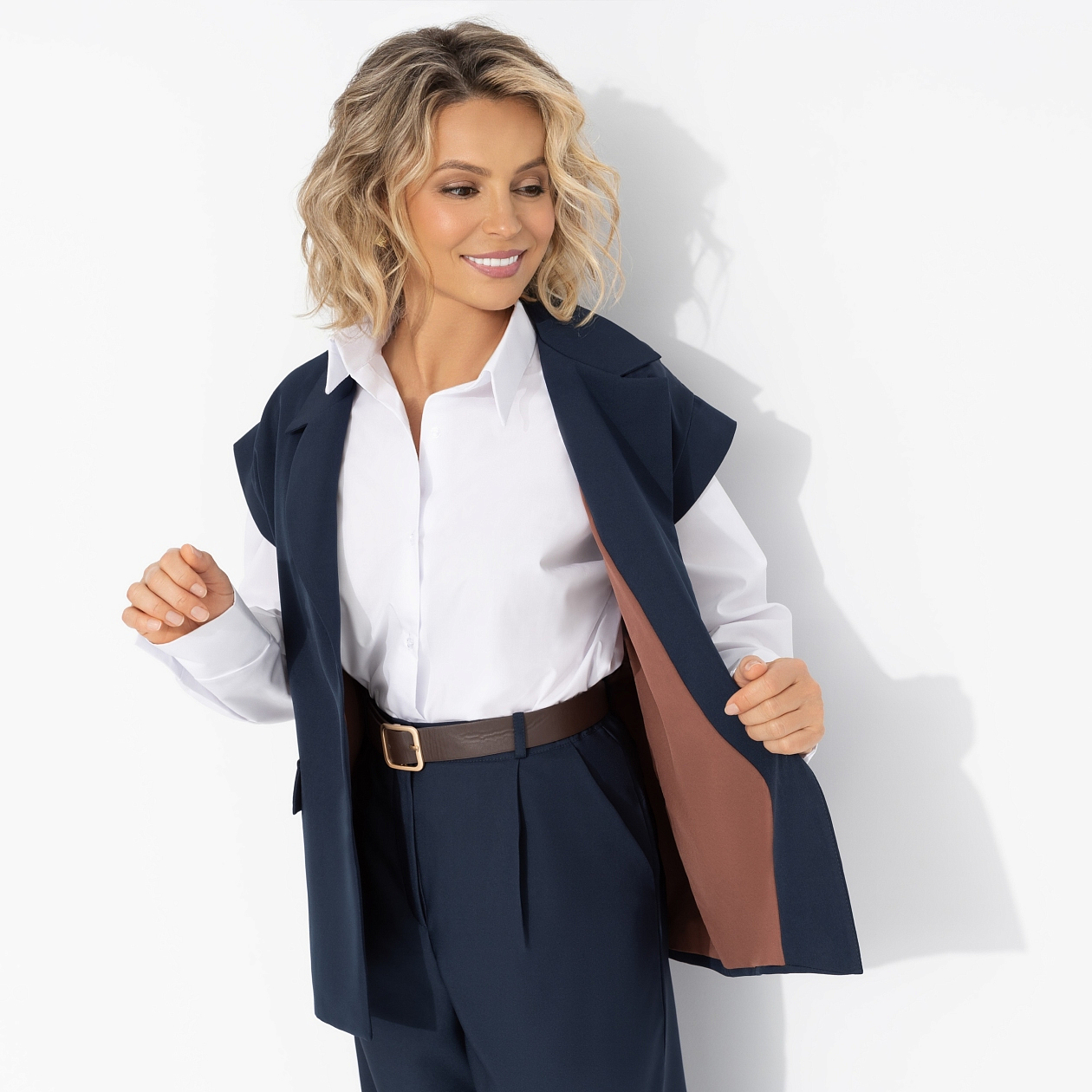 Слишком модно (deep blue). Состав: 67% полиэстер, 30% вискоза, 3% спандекс