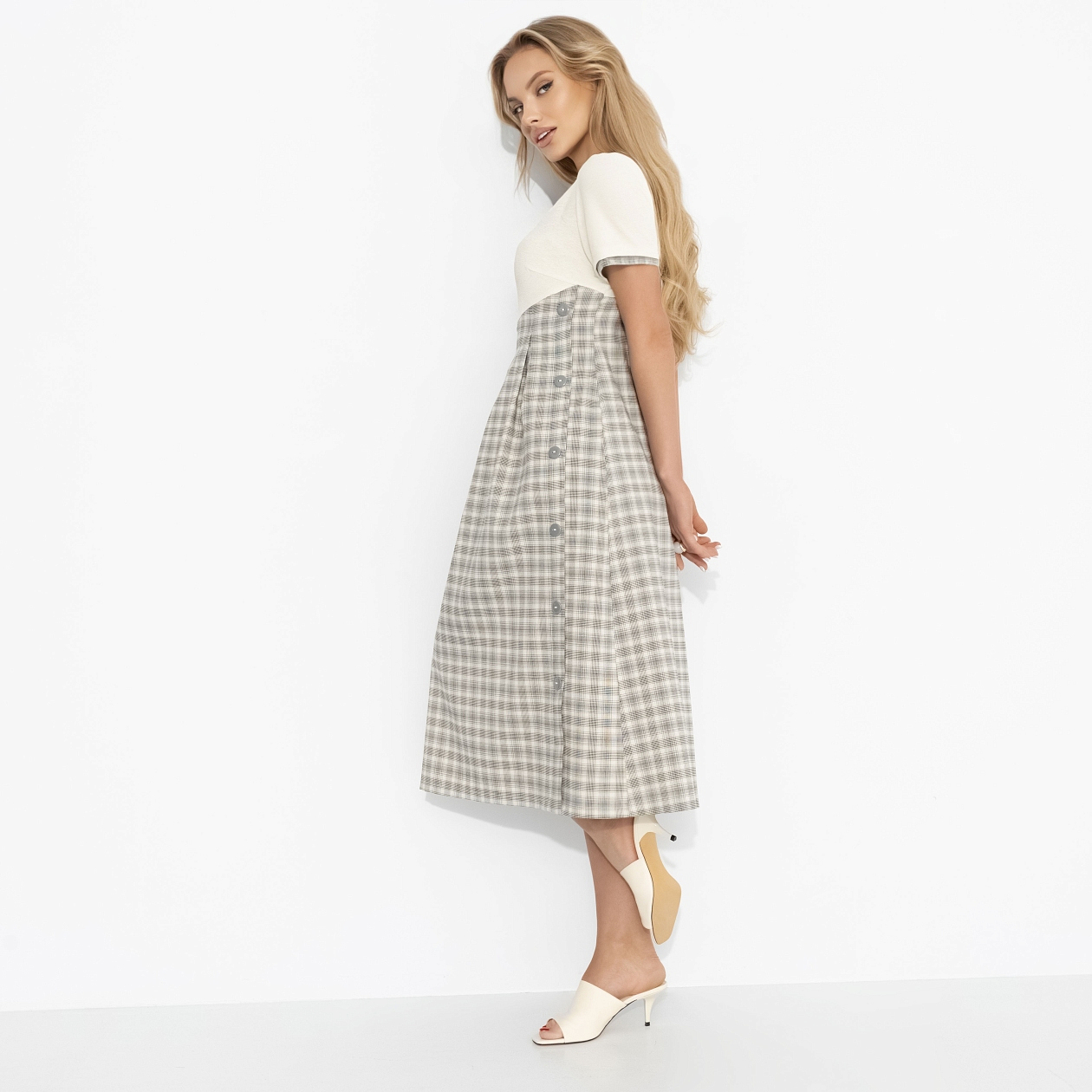 Платье Архитектура стиля. Состав: 65% п/э, 30% вискоза, 5% спандекс