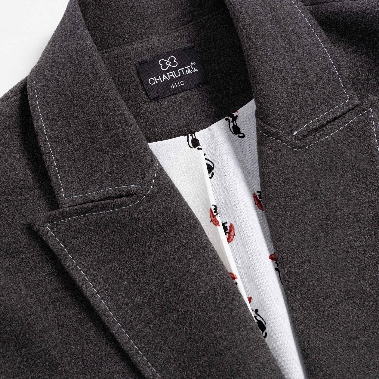 Жакет Решительный ход. Состав: 65% п/э, 30% вискоза, 5% спандекс