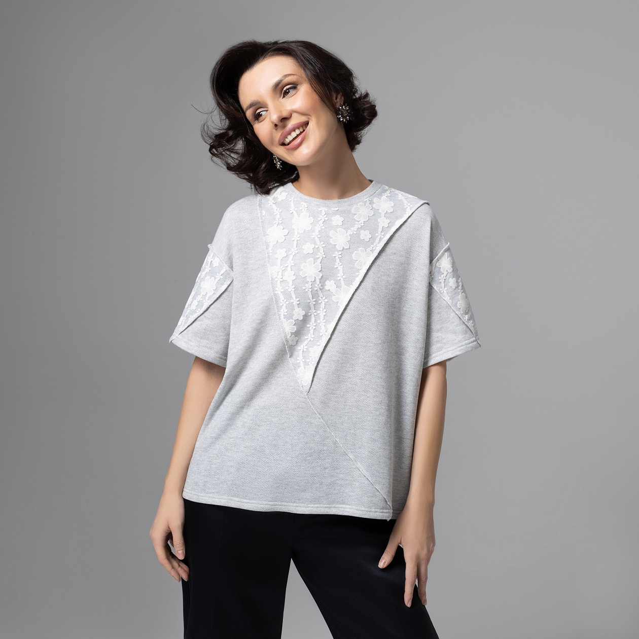 Футболка Рискованный тренд. Состав: 50% хлопок, 45% п/э, 5% спандекс