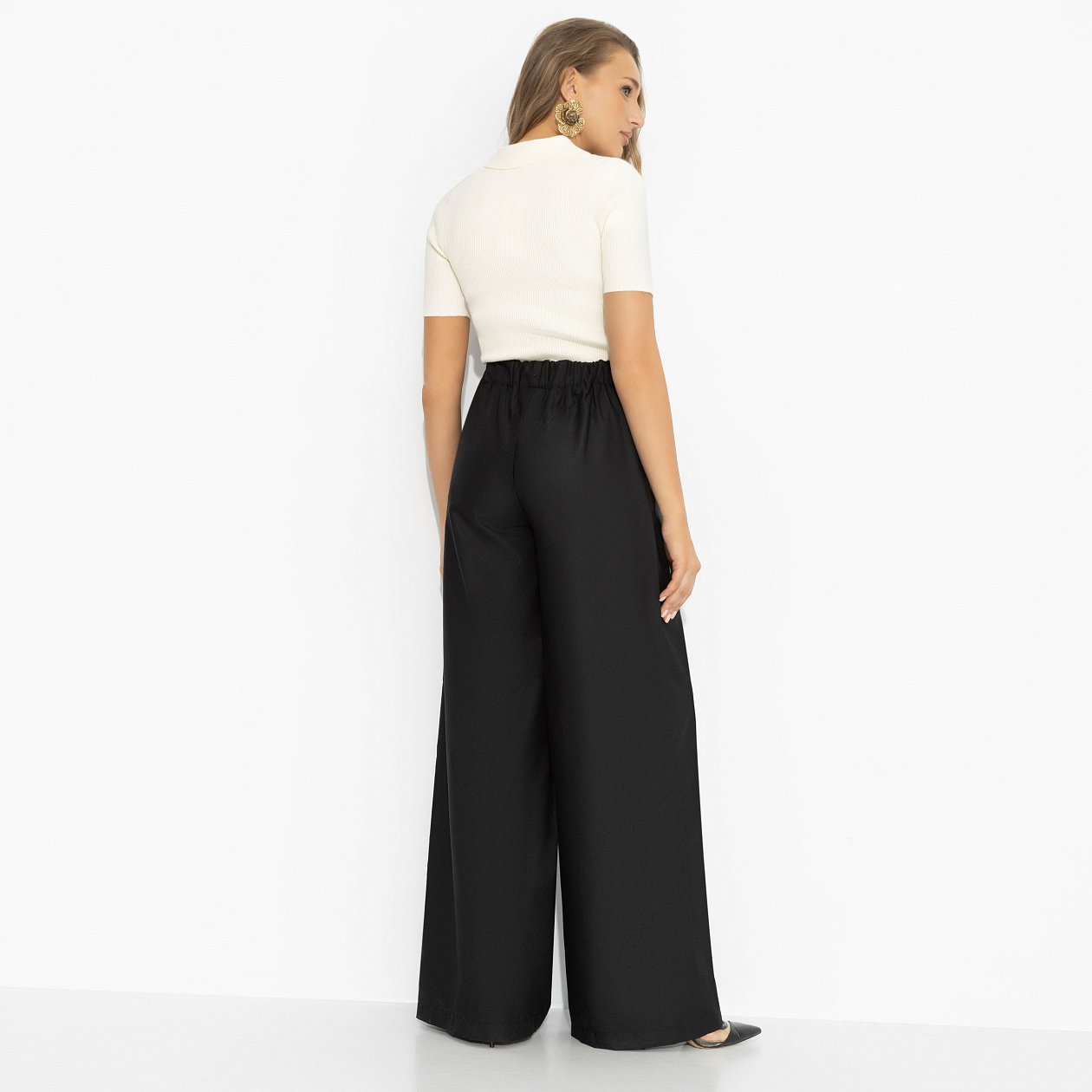 Брюки Минимализм с акцентами (чёрные). Состав: 85% п/э, 15% вискоза