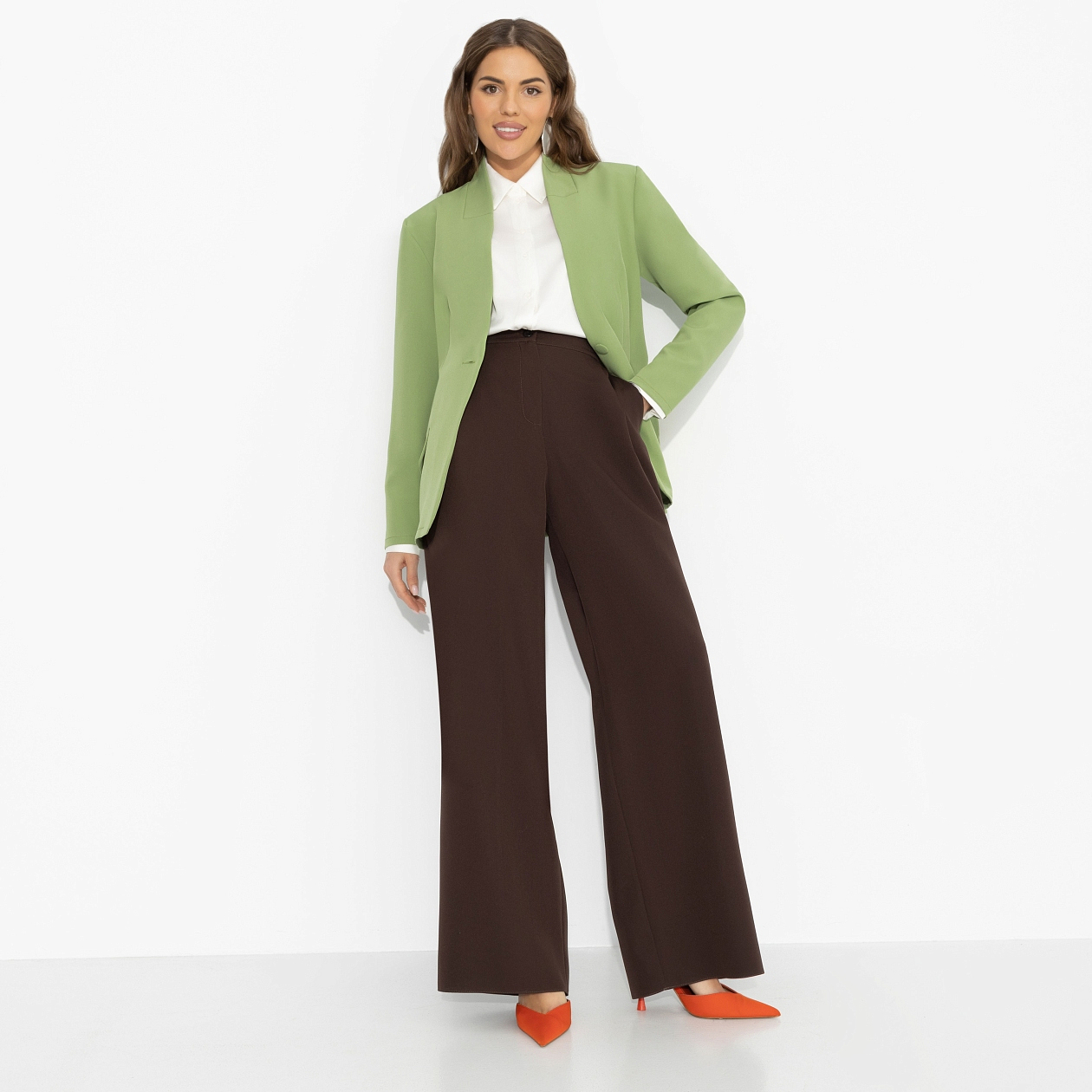 Брючный костюм Тот самый характер (2 в 1, баланс). Состав: 95% п/э, 5% эластан