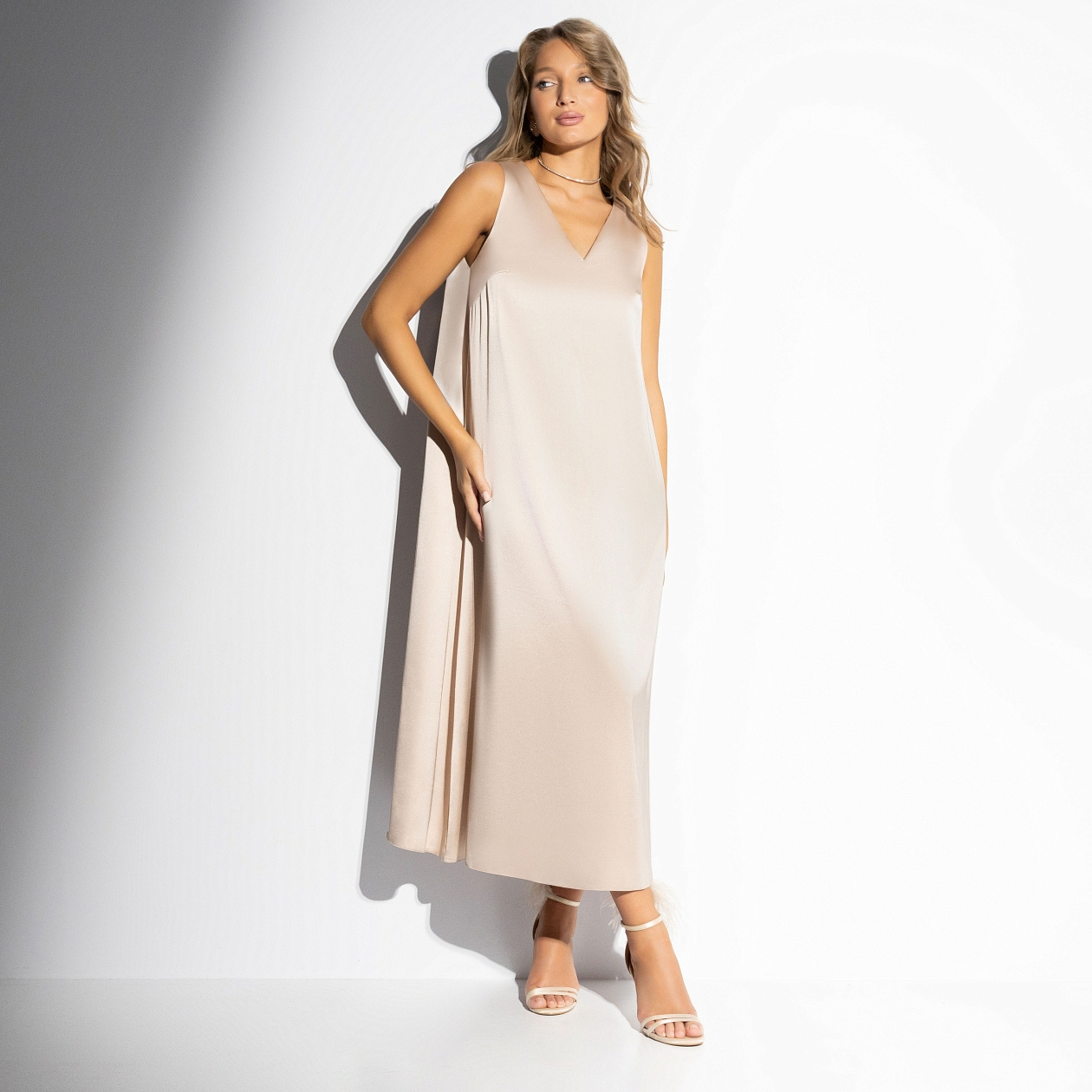 Платье Стройность в комплекте (глянец). Состав: 65% п/э, 30% вискоза, 5% эластан