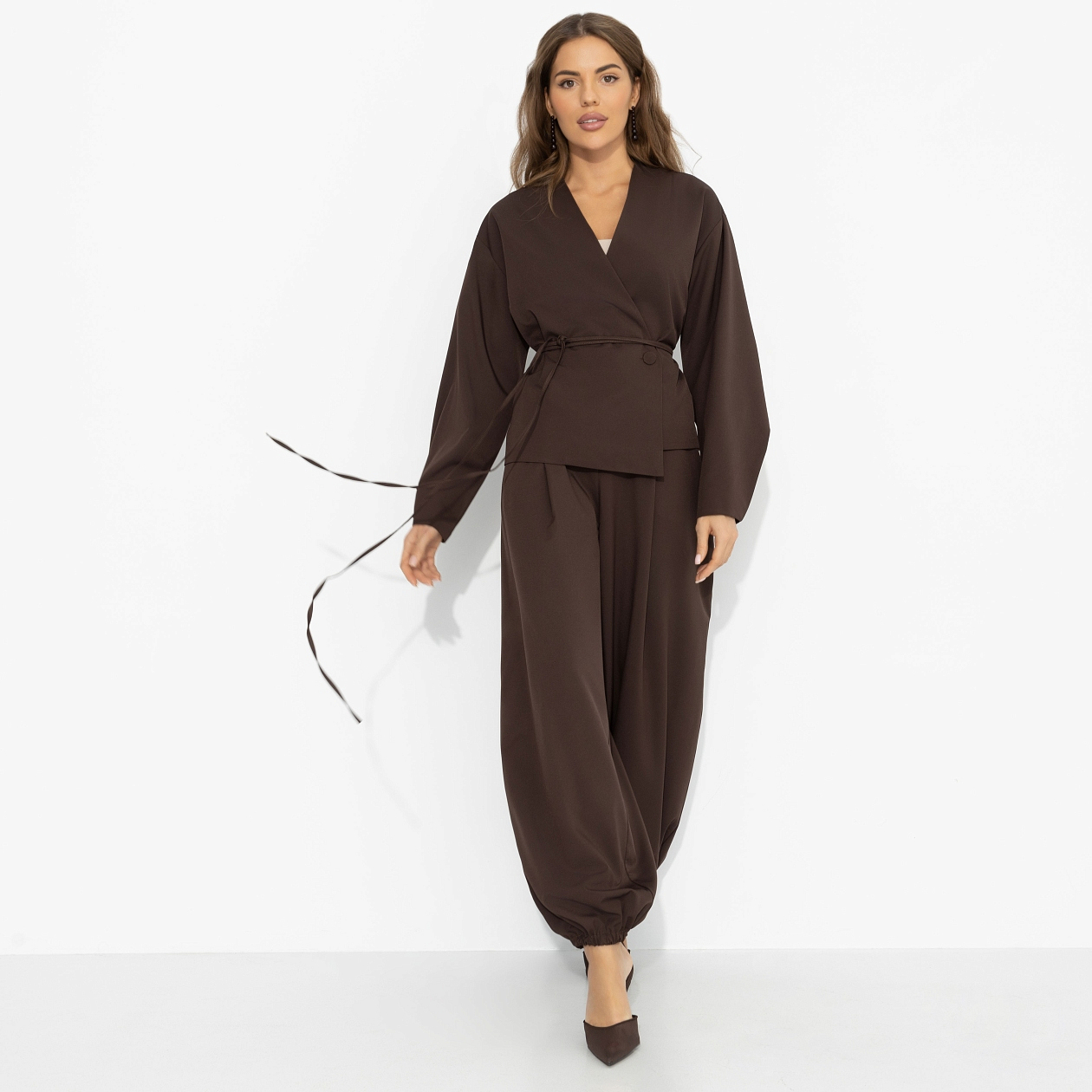 Брючный костюм Стиль говорит (2 в 1). Состав: 65% п/э, 30% вискоза, 5% эластан