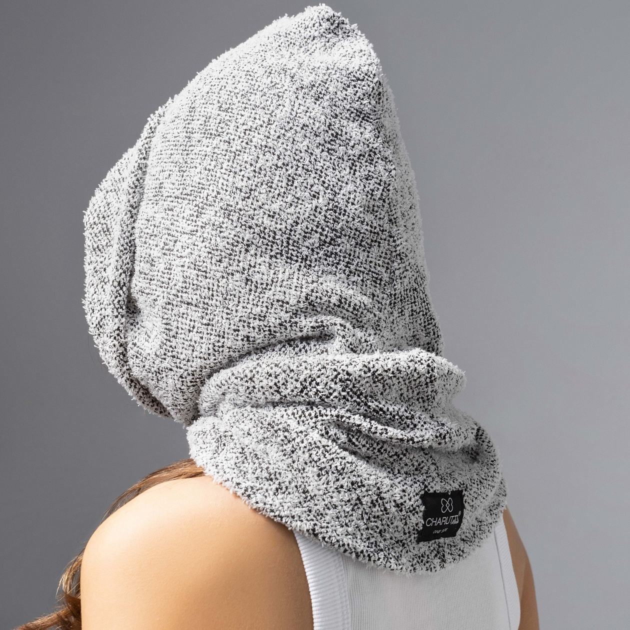 Магия прикосновений. Состав: 65% п/э, 30% вискоза, 5% спандекс