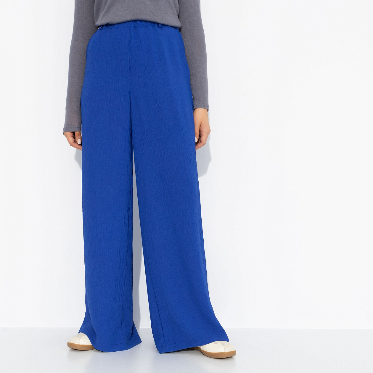 Брюки В тандеме с гармонией. Состав: 95% полиэстер, 5% эластан