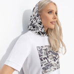 Футболка Увлечена собой (графика). Состав: 65% п/э, 30% вискоза, 5% стрейч