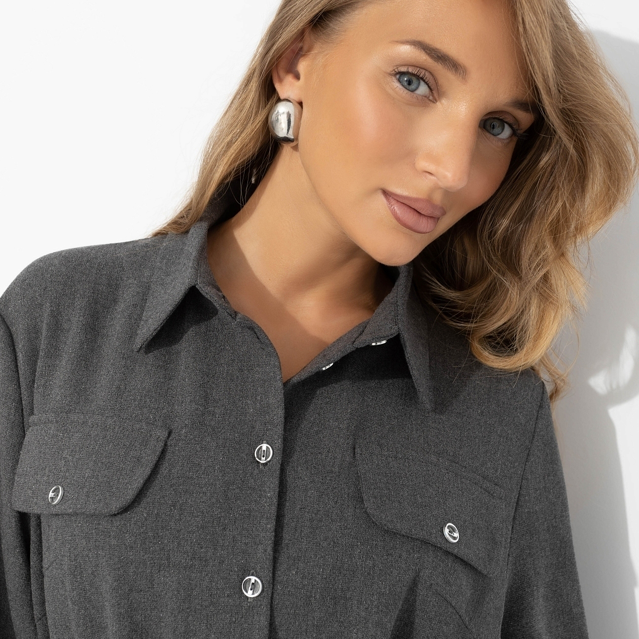 Платье-рубашка Голос из будущего (new). Состав: 65% п/э, 30% вискоза, 5% эластан