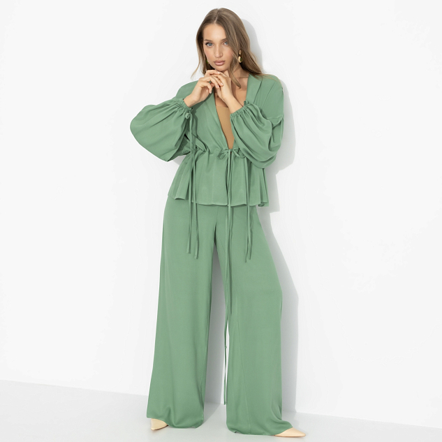 Брючный костюм Серьезная леди (2 в 1, шалфей) 