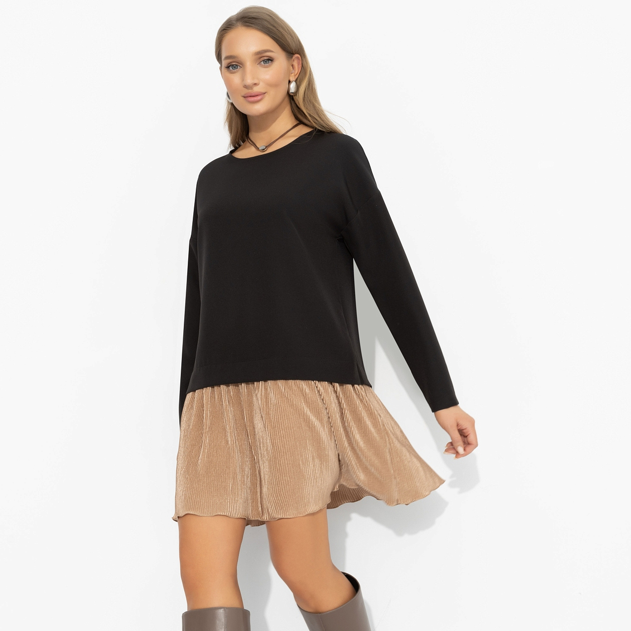 Платье Искушение красотой (стильная). Состав: 60% полиэстер, 37% вискоза, 3% спандекс