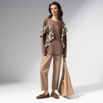 Лонгслив Гардеробная магия (коричневый). Состав: 55% полиэстер, 30% вискоза, 10% хлопок, 5% спандекс