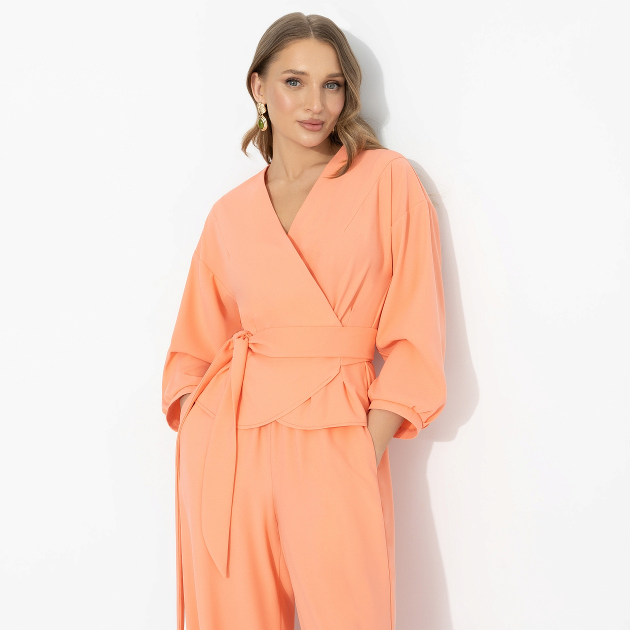 Восхитительные охваты (теплый коралл). Состав: 72% п/э, 22% вискоза, 6% спандекс