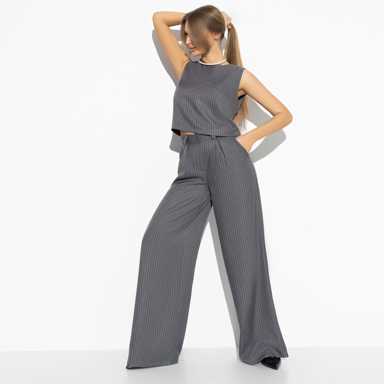 Иной смысл. Купить женский Топ оптом от производителя.