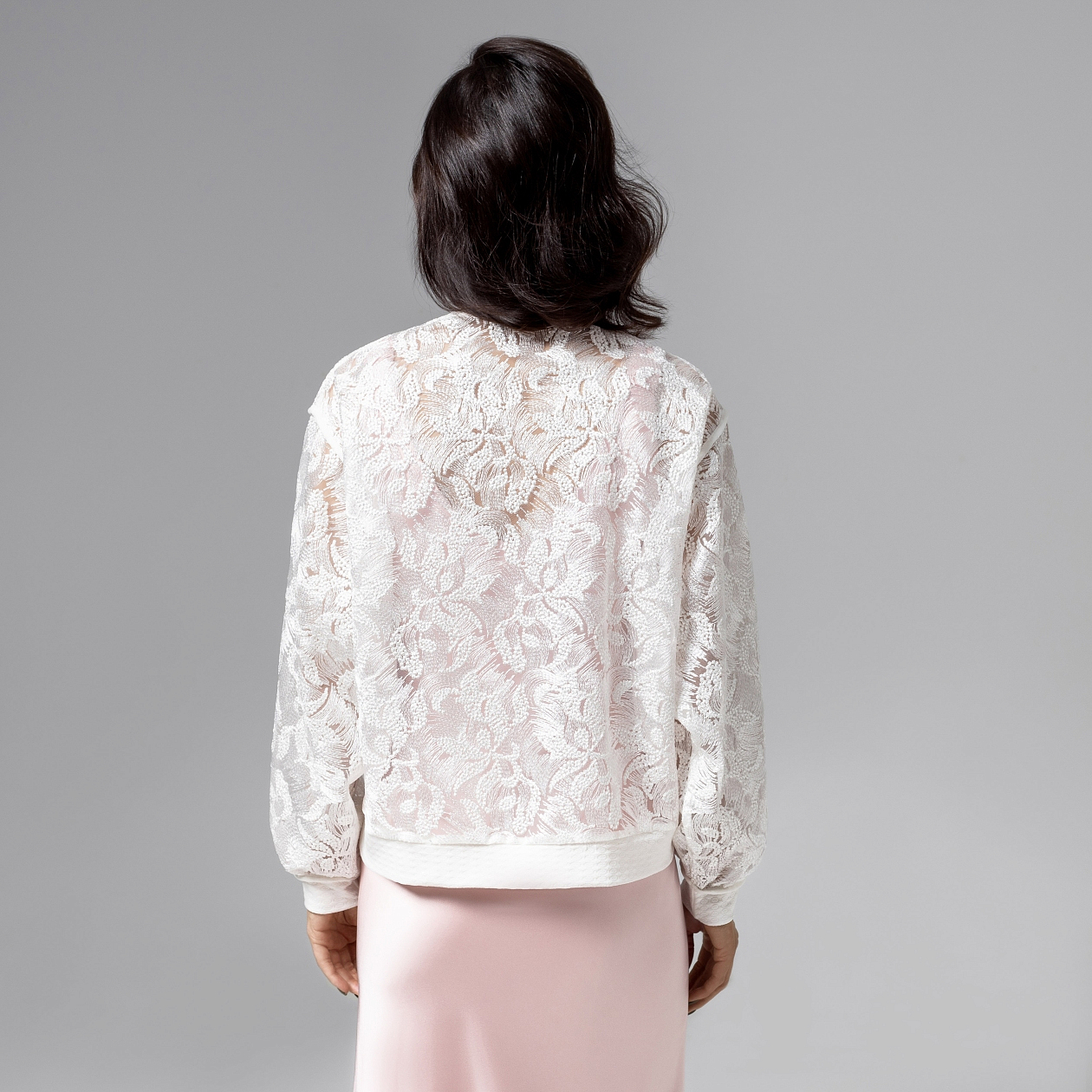 Бомбер Секрет смелости (сияние). Состав: 65% лен, 20% нейлон, 13% п/э, 2% спандекс