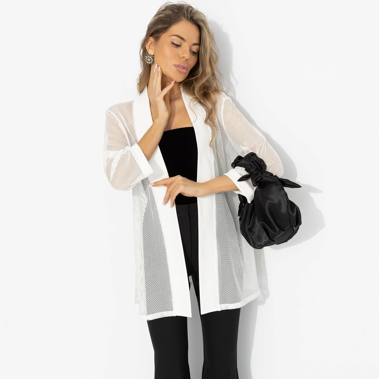 Для стильного образа (белый). Состав: 95% п/э, 5% стрейч