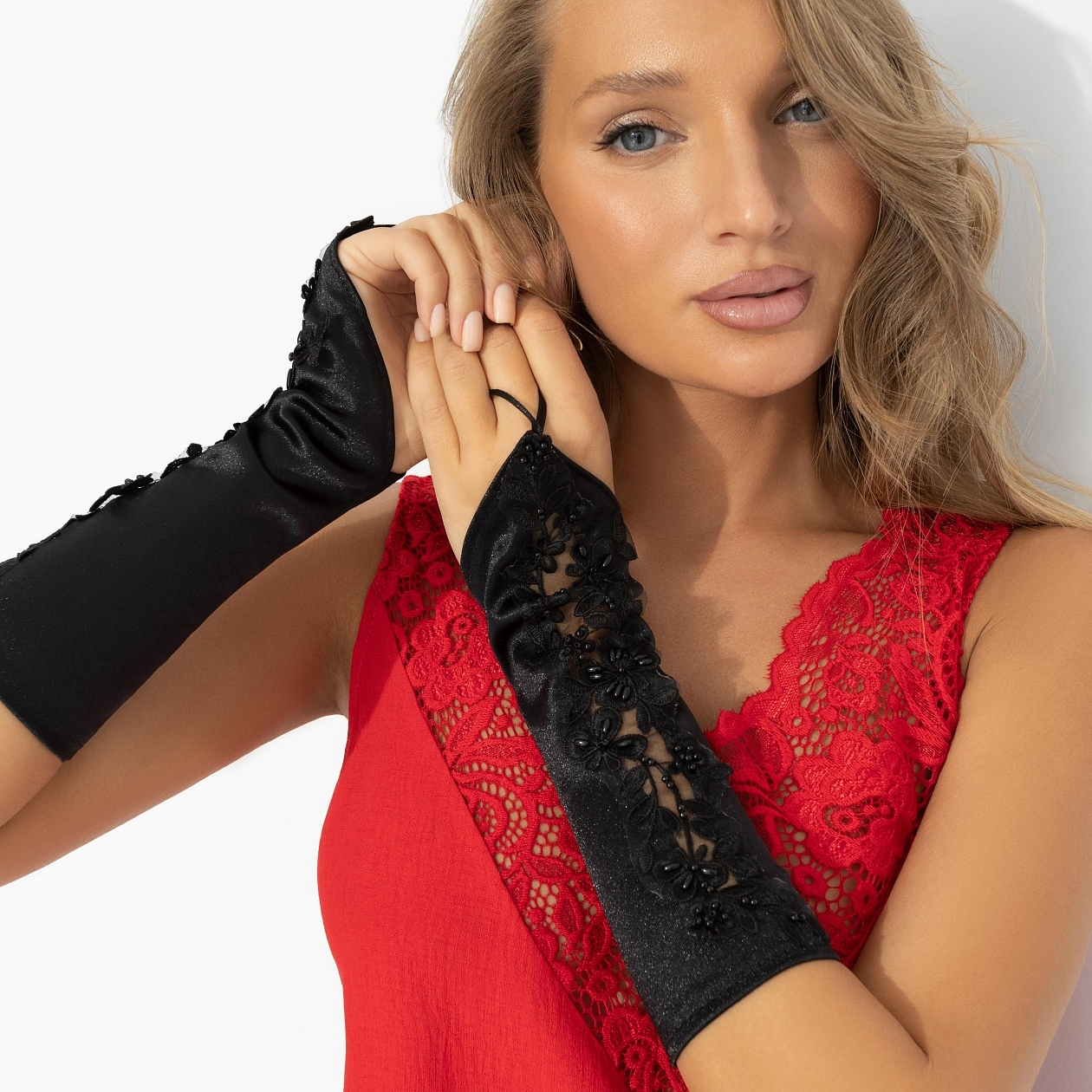 Сила магии. Состав: 95% п/э, 5% спандекс