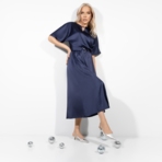 Платье Икона моды. Состав: 95% п/э, 5% эластан