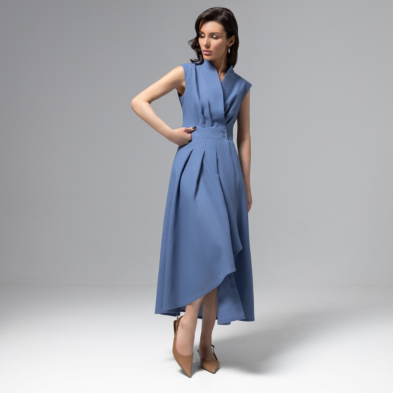 Платье Секреты утонченности. Состав: 40% полиэстер, 27% вискоза, 23% лён, 10% хлопок