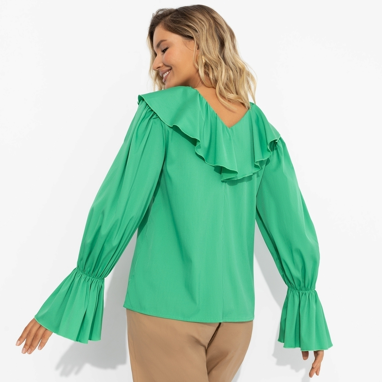 Блуза Внутренний трепет (свежая зелень). Состав: 60%  п/э, 30%  вискоза, 5% спандекс