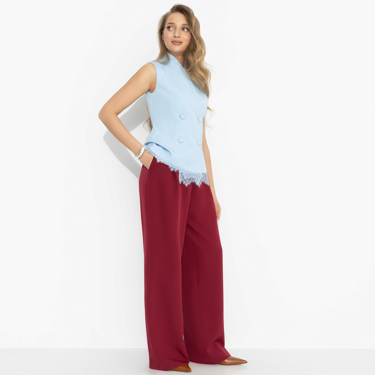 Брючный костюм Мечты вслух. Состав: 95% п/э, 5% эластан