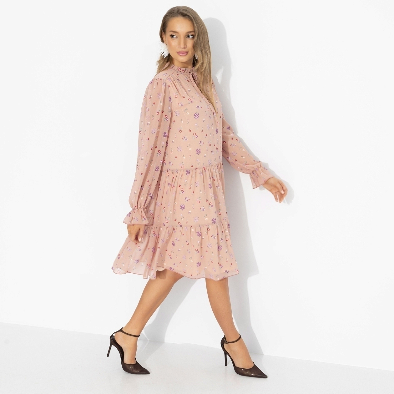 Платье Поразительно красива (романтика). Состав: 98% п/э, 2% спандекс