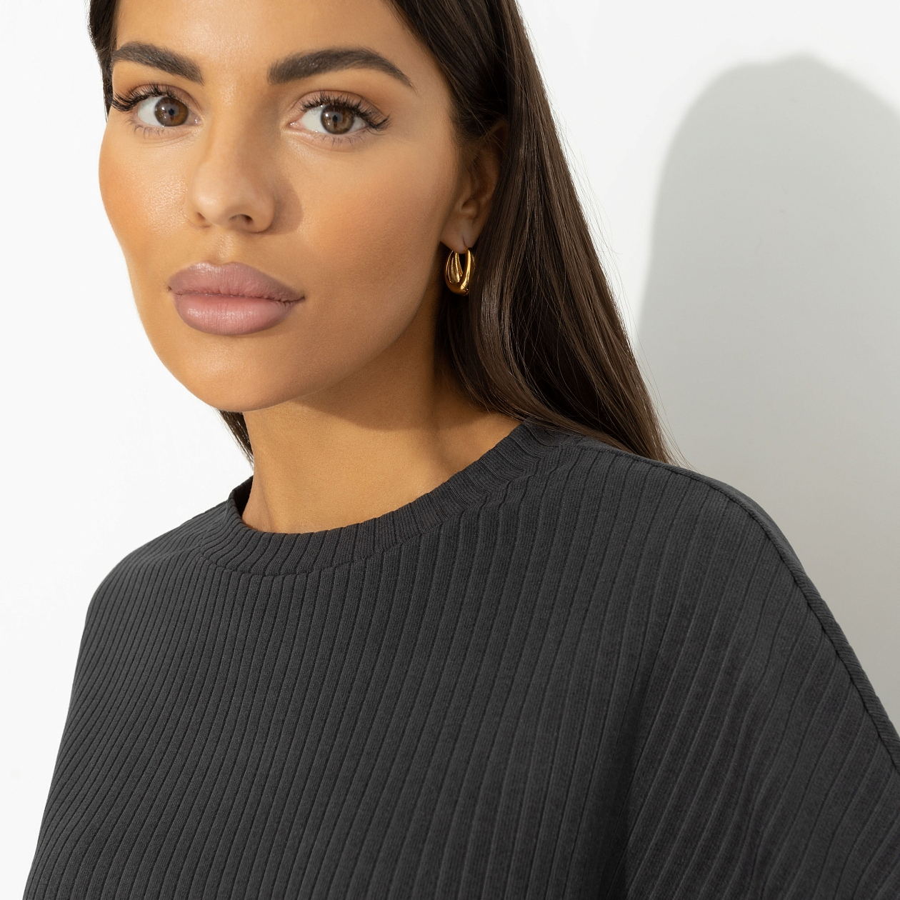 Лонгслив Приду во снах . Состав: 40% п/э, 35% вискоза, 20% акрил, 5% спандекс