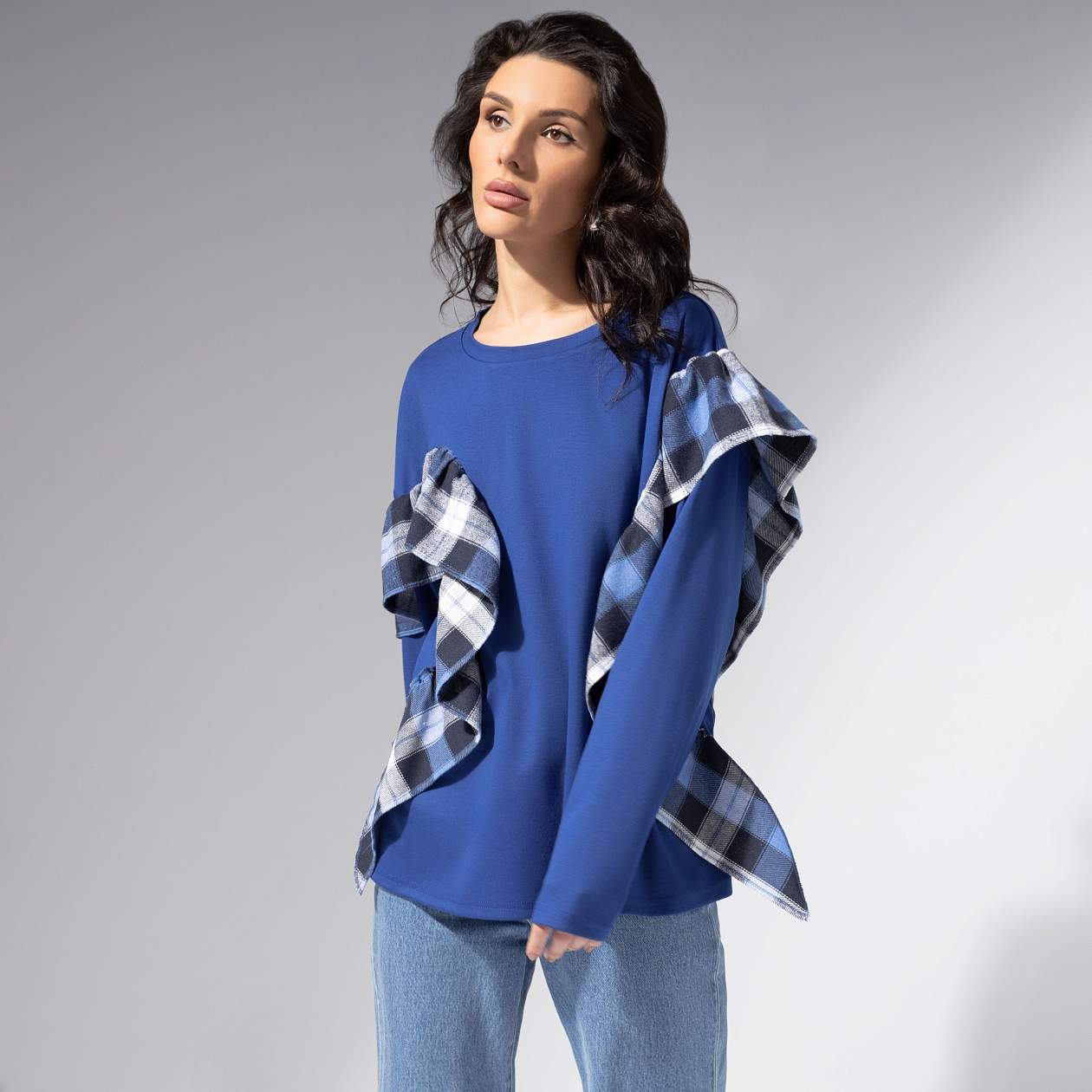 Лонгслив Гардеробная магия (синий). Состав: 55% полиэстер, 30% вискоза, 10% хлопок, 5% спандекс