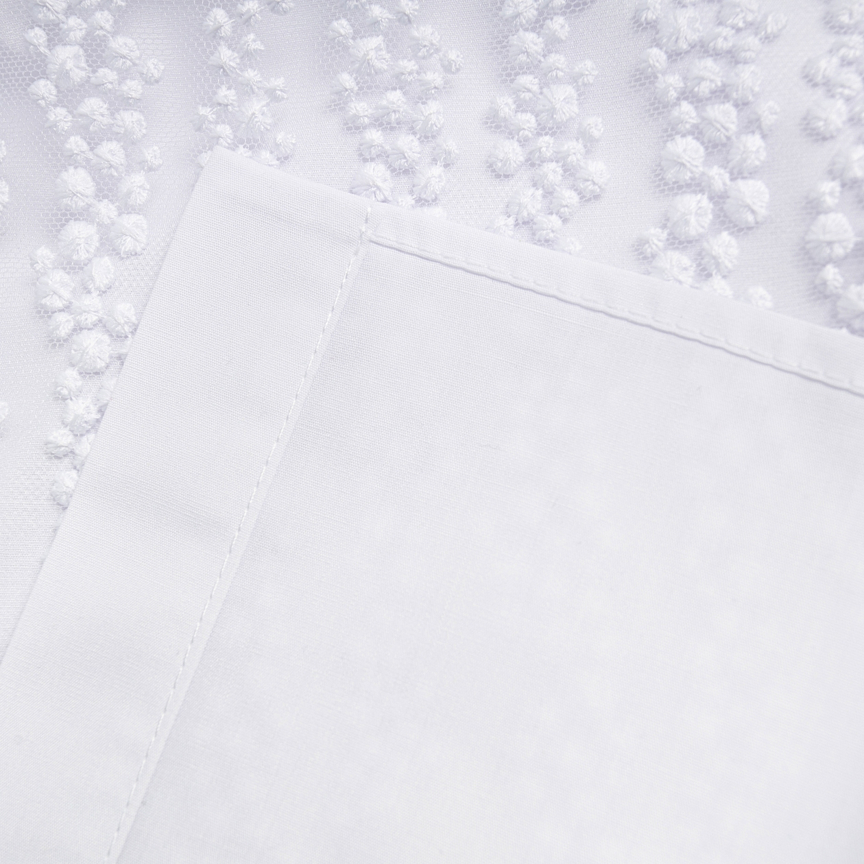 Вне конкуренции (white snow). Состав: 50% хлопок, 50% полиэстер