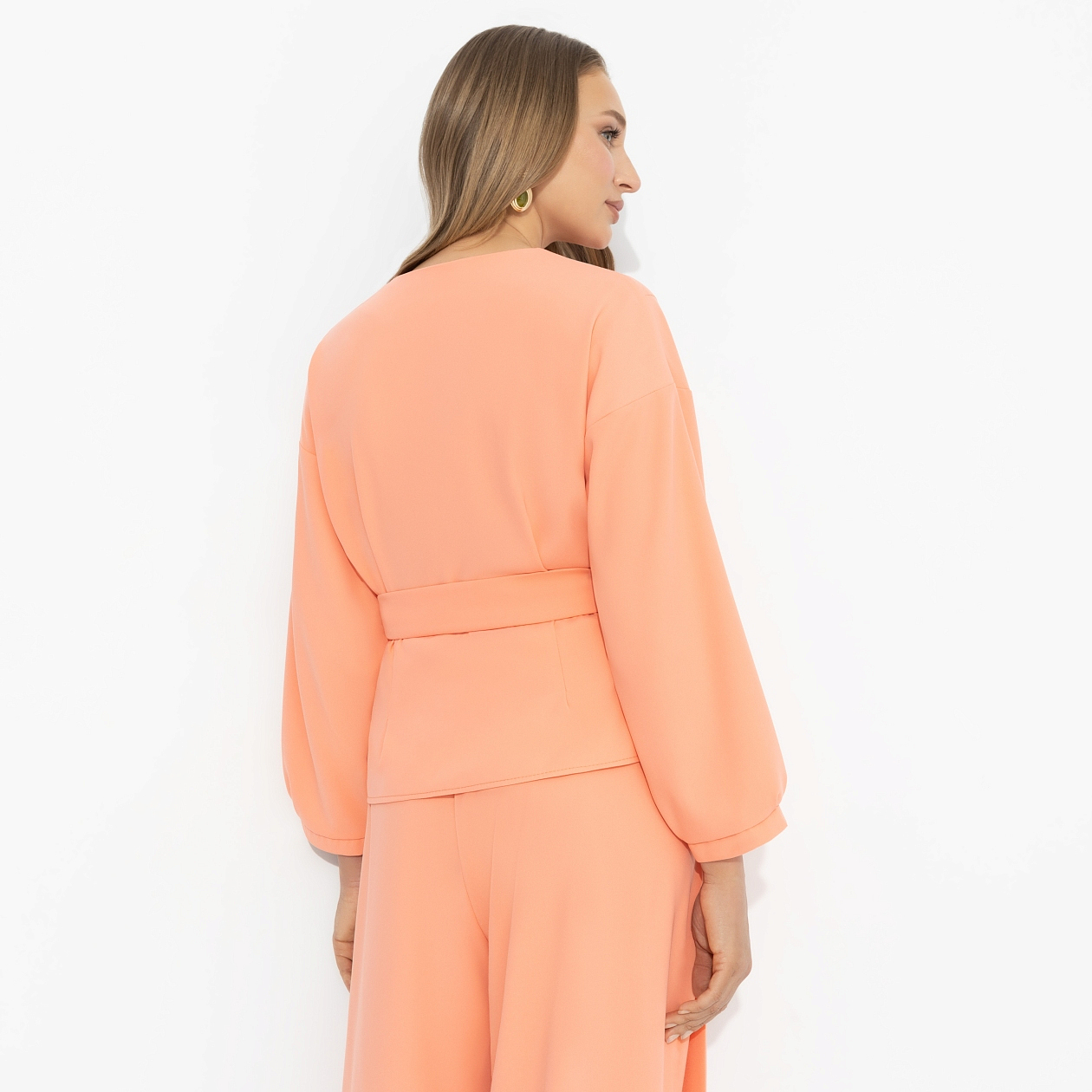 Восхитительные охваты (теплый коралл). Состав: 72% п/э, 22% вискоза, 6% спандекс