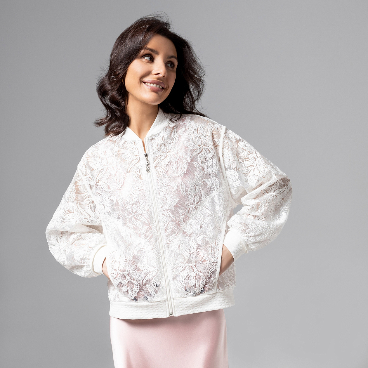 Бомбер Секрет смелости (сияние). Состав: 65% лен, 20% нейлон, 13% п/э, 2% спандекс