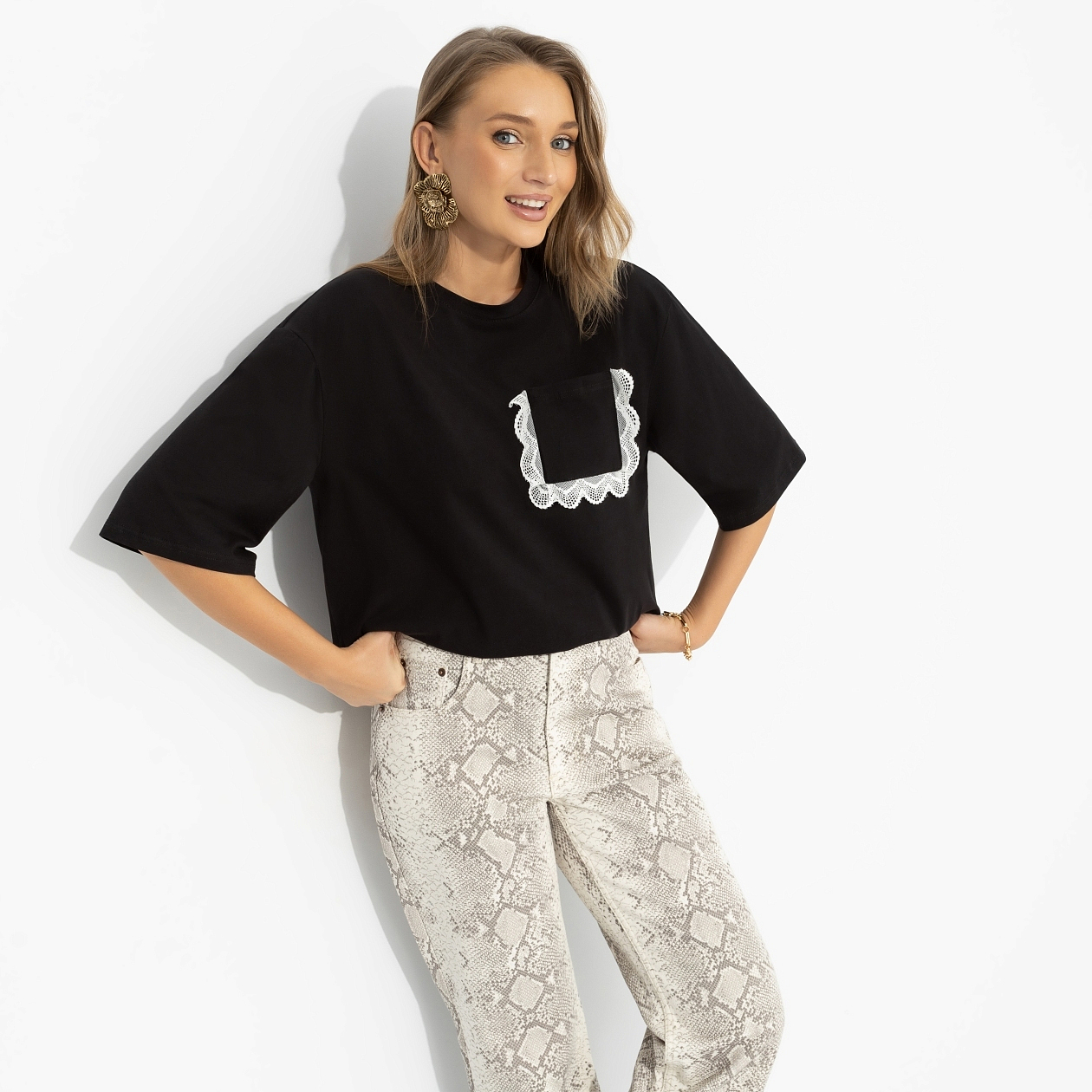 
Футболка из хлопка оверсайз, На стильной волне