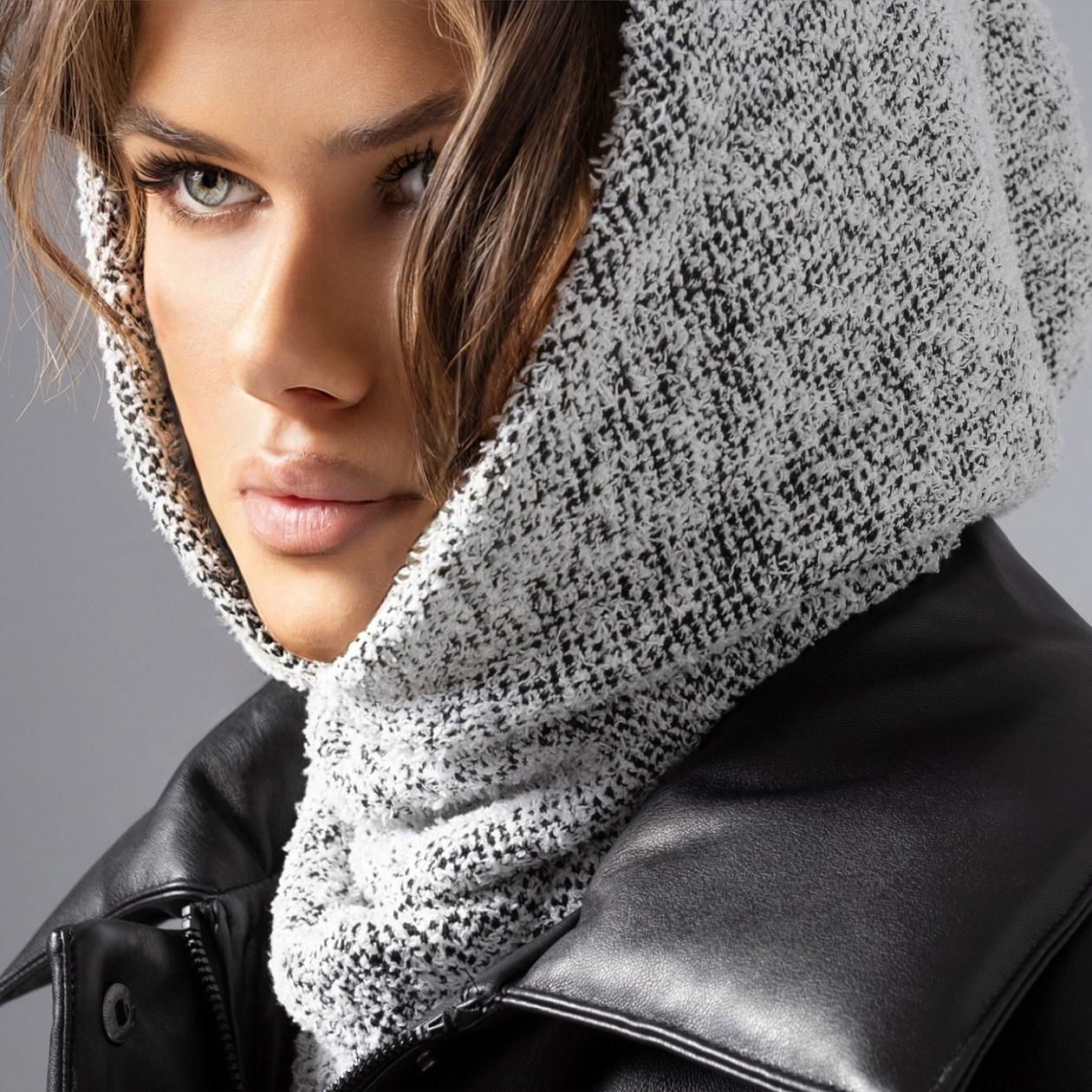 Магия прикосновений. Состав: 65% п/э, 30% вискоза, 5% спандекс