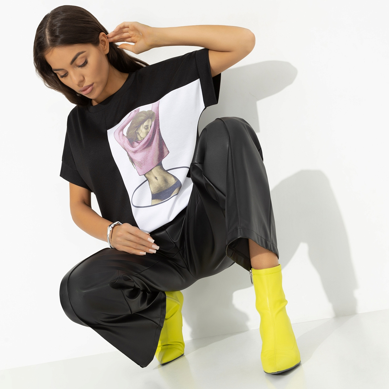 Футболка Ты в деле (black). Состав: 65% п/э, 30% вискоза, 5% стрейч