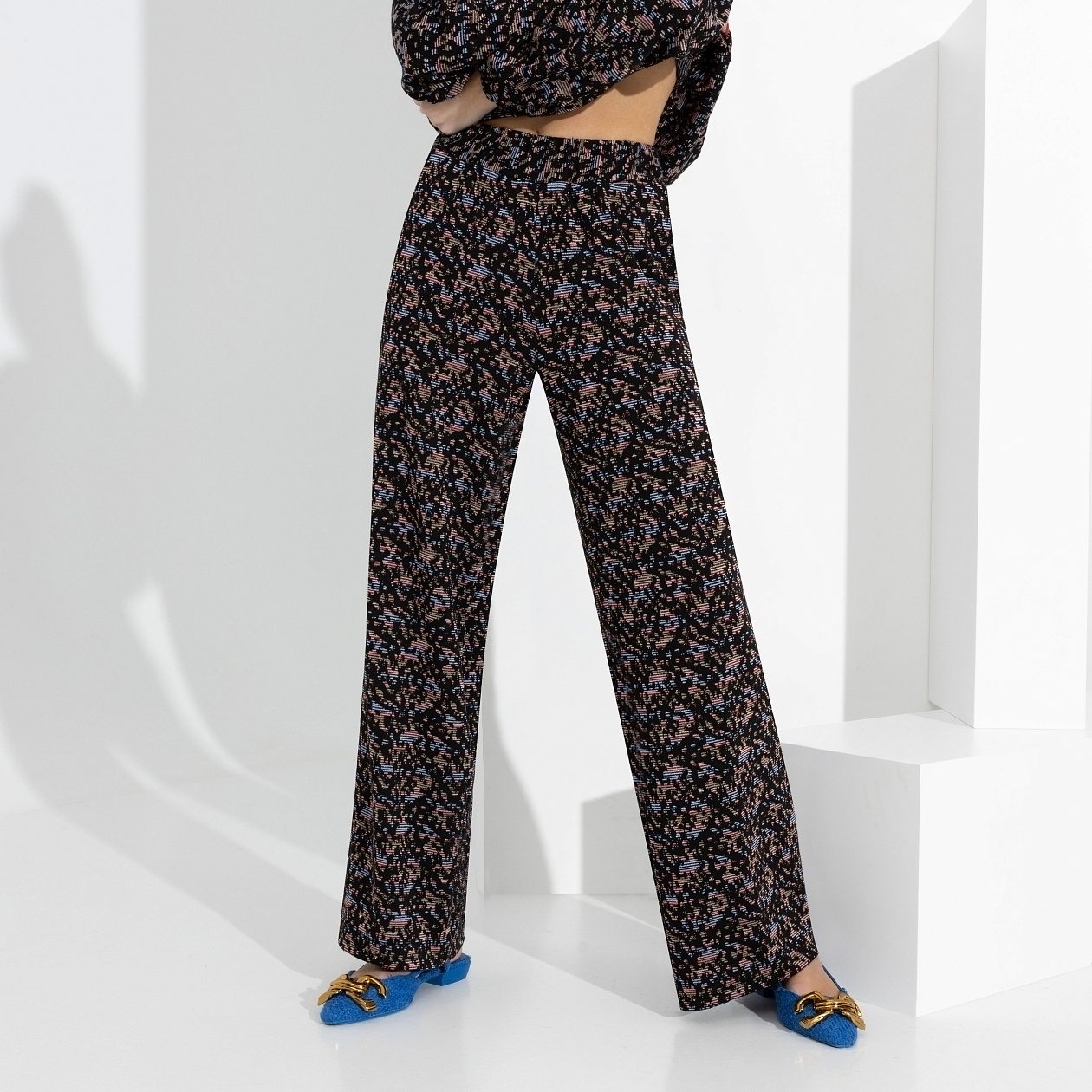 Брючный комплект Смелый контраст. Состав: 100% полиэстер