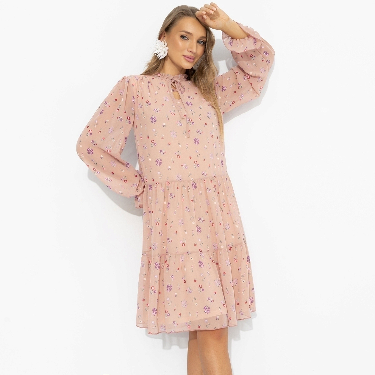 Платье Поразительно красива (романтика). Состав: 98% п/э, 2% спандекс