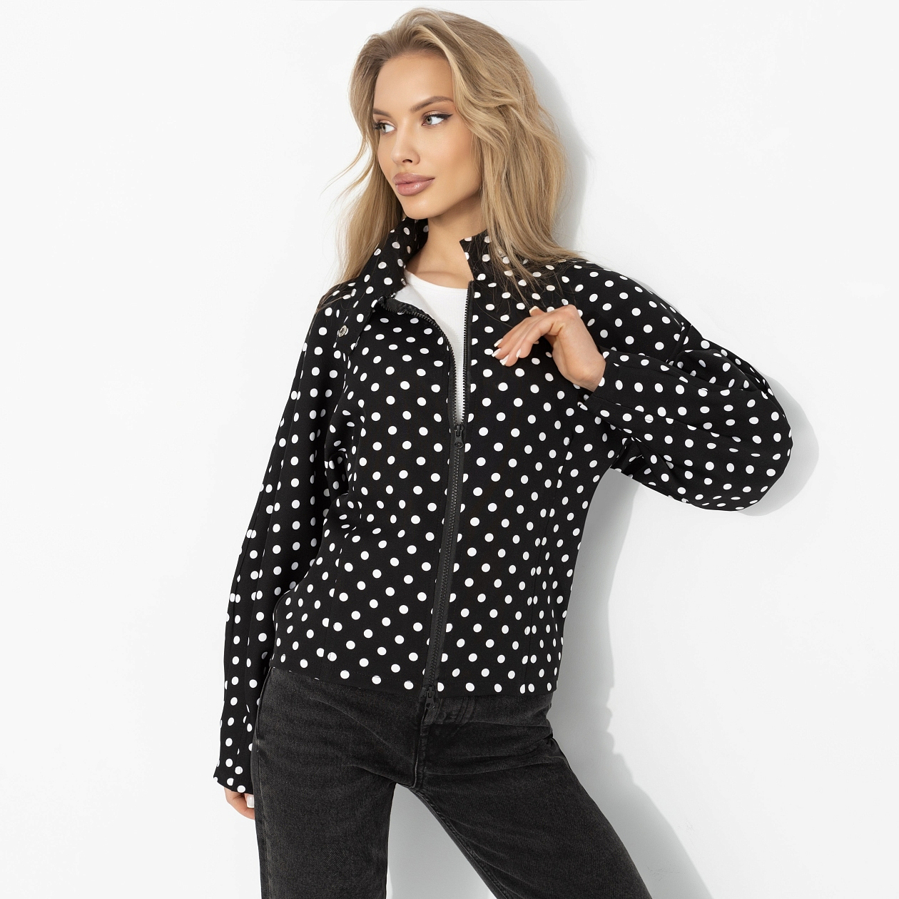 Жакет Сильная сторона (блэк). Состав: 65% п/э, 30% вискоза, 5% эластан