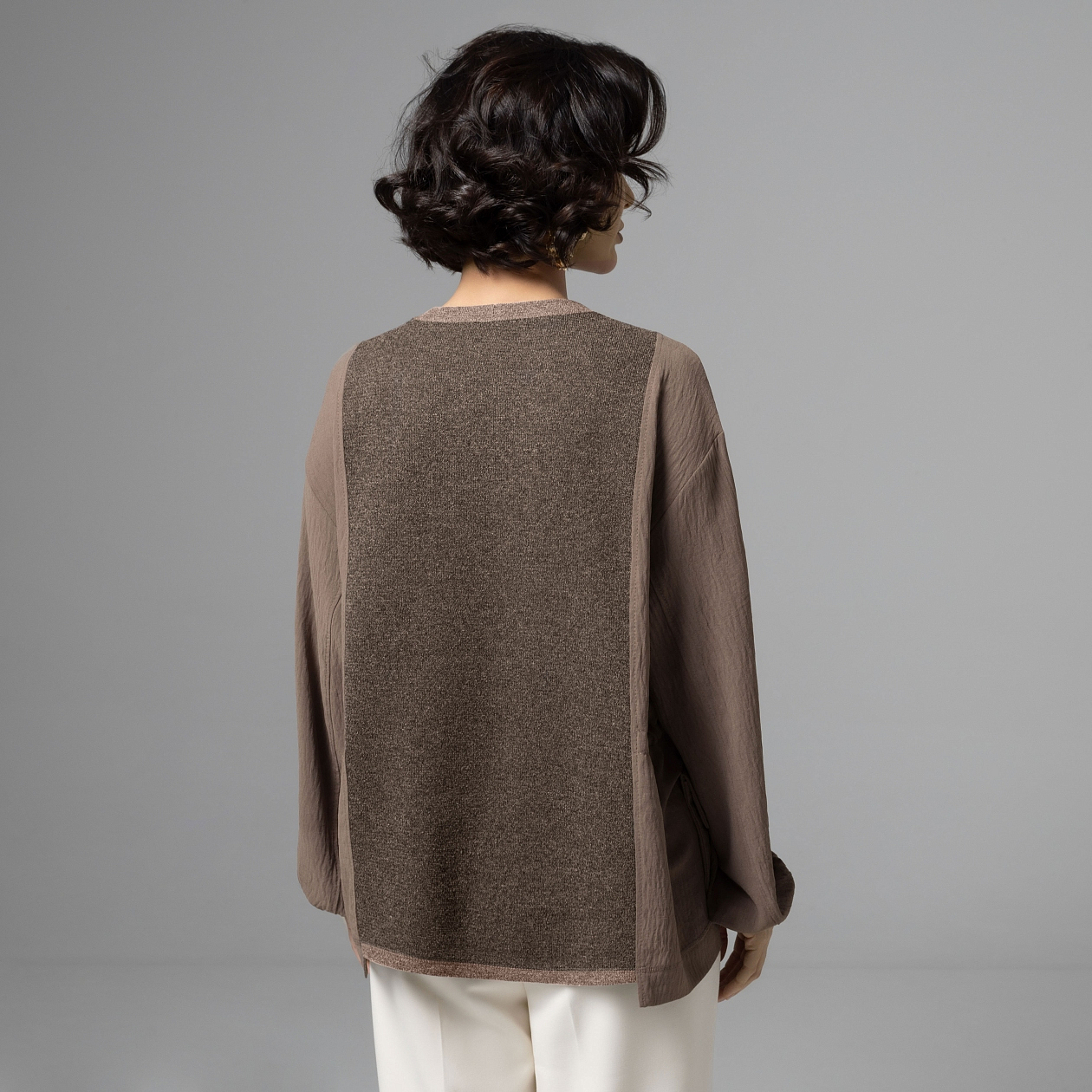 В котором удобно жить. Состав: 65% п/э, 30% вискоза, 5% спандекс